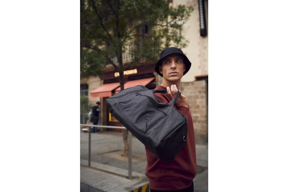 040312 PrestigeDufflebag ss25 vxx