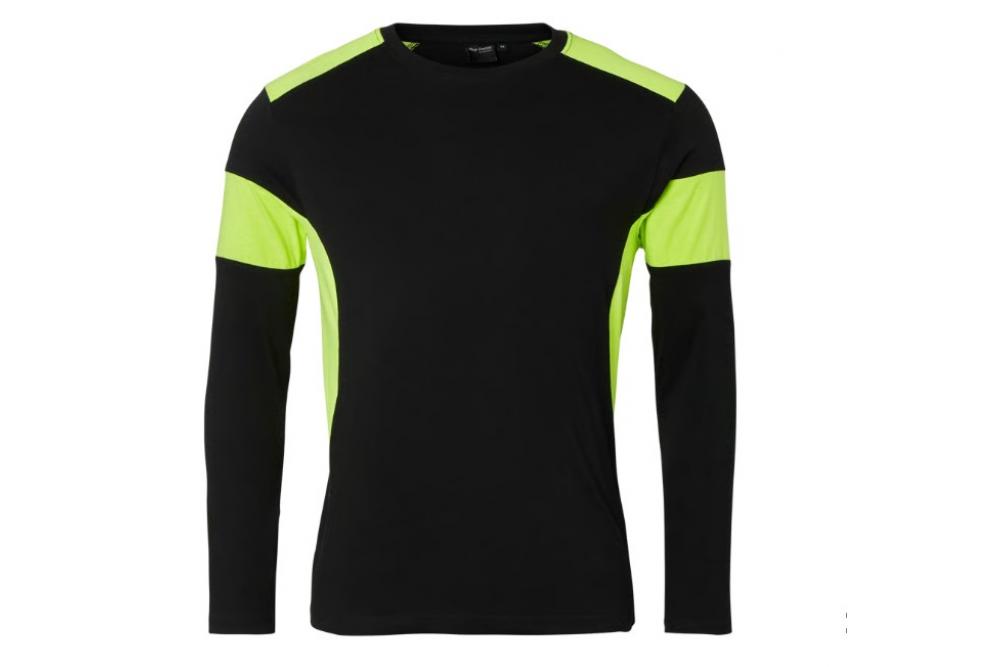 1000212 T shirt LS black