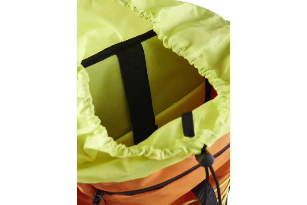 1912509 580000 Adv Entity Travel Backpack 25 L Closeup3