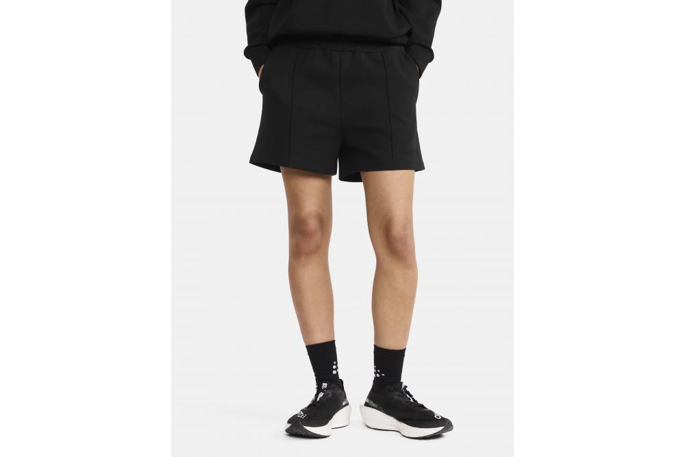 1914702 999000 ADV Join Sweat shorts W closeup1