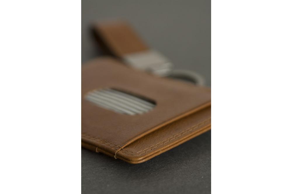 2117005 805 cardholder cognac D