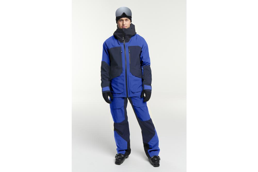 465018406 550 nayoro shell jacket M fullbody 21