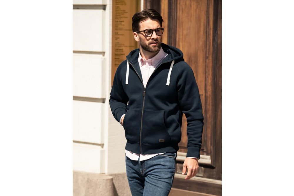 Williamsburg men image