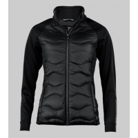 Nimbus Stillwater woman black