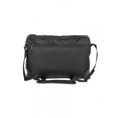 158343 990 Water Shoulderbag front C