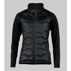 Nimbus Stillwater woman black